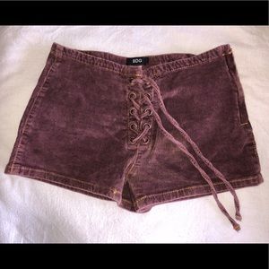 URBAN OUTFITTERS STRETCHY SHORTS🍓